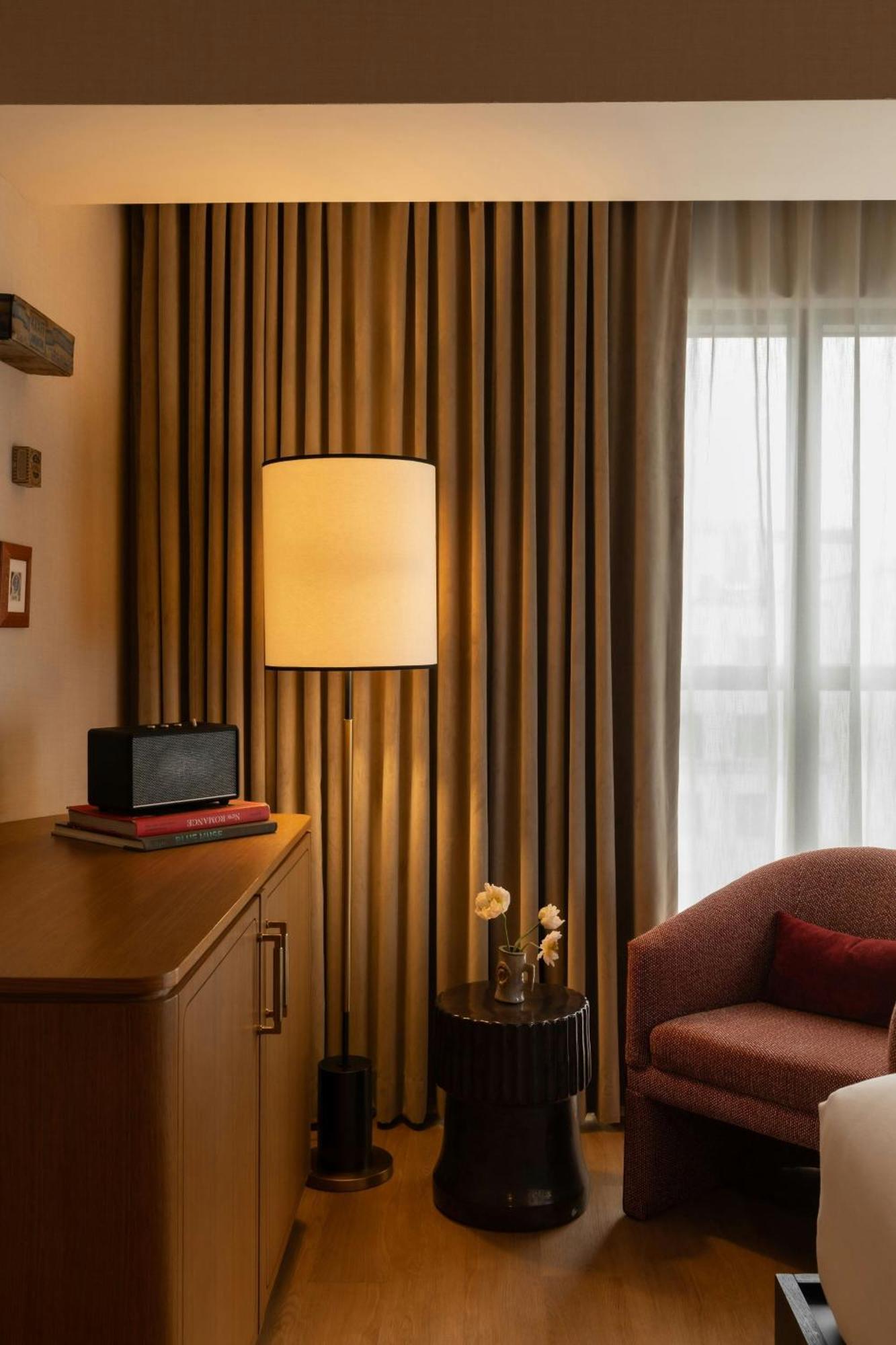 Premium King Room