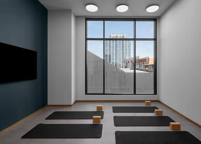 Fraye Nashville, Curio Collection By Hilton